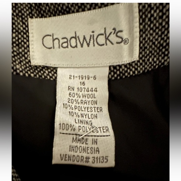 chadwicks Women’s Gray wool blend lined pockets blazer jacket size 16. - Picture 11 of 12
